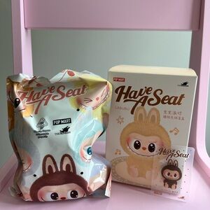 Have A Seat Labubu - Duoduo